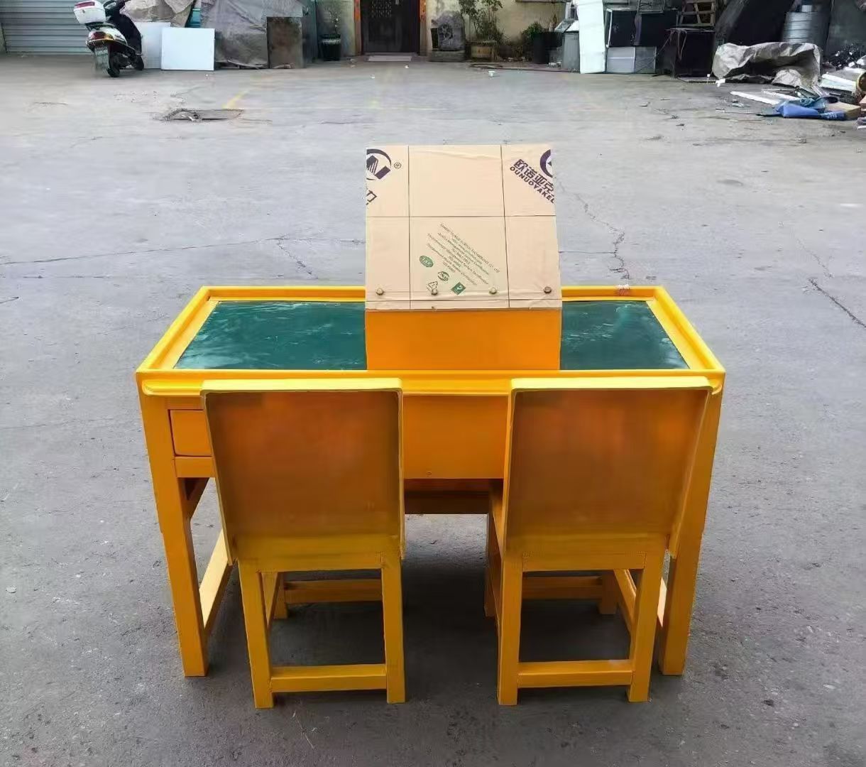 上林防静电导通桌井下煤矿火工品发放桌：危险品流转的安全守护者
